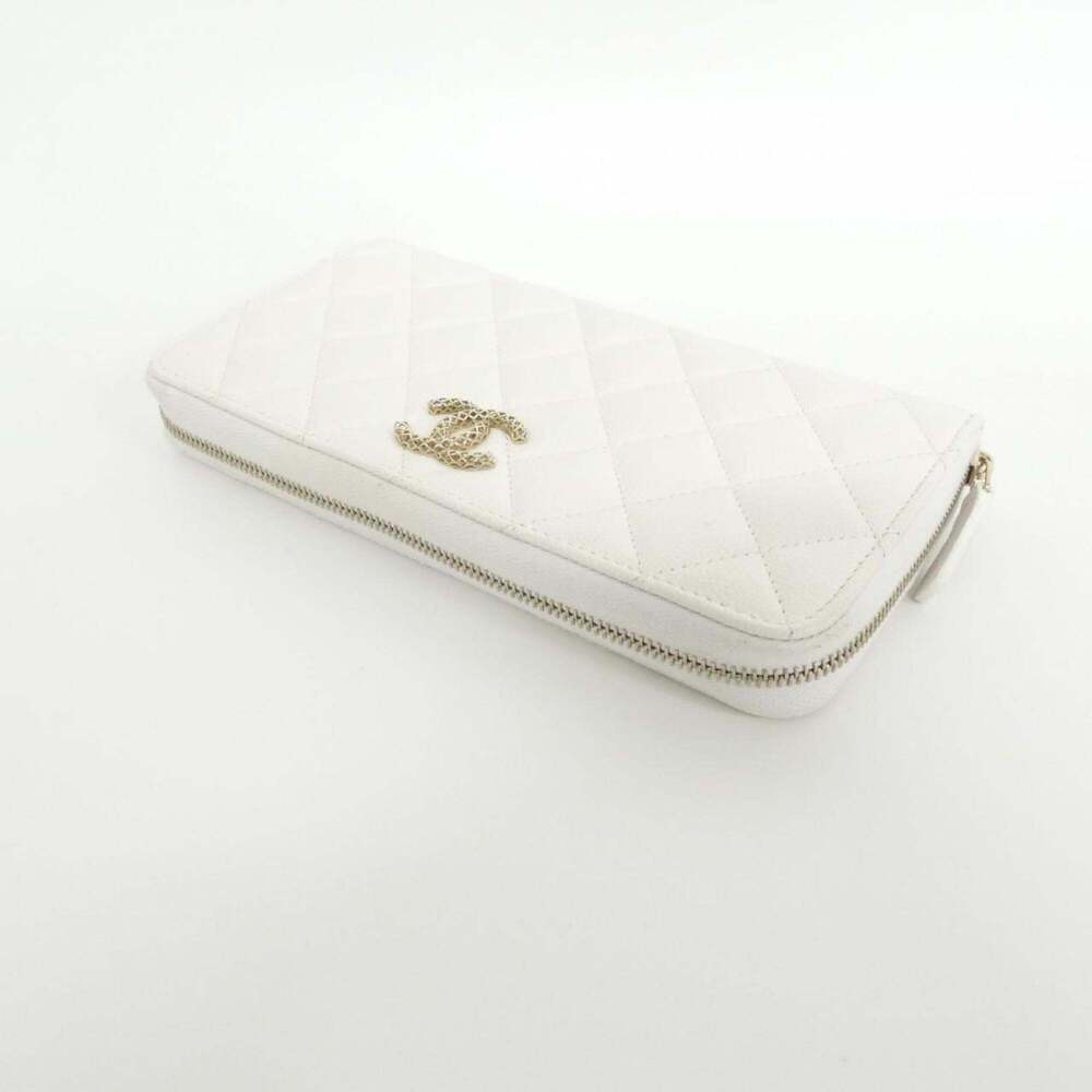 CHANEL Pink Wallet - Picture 3 of 10